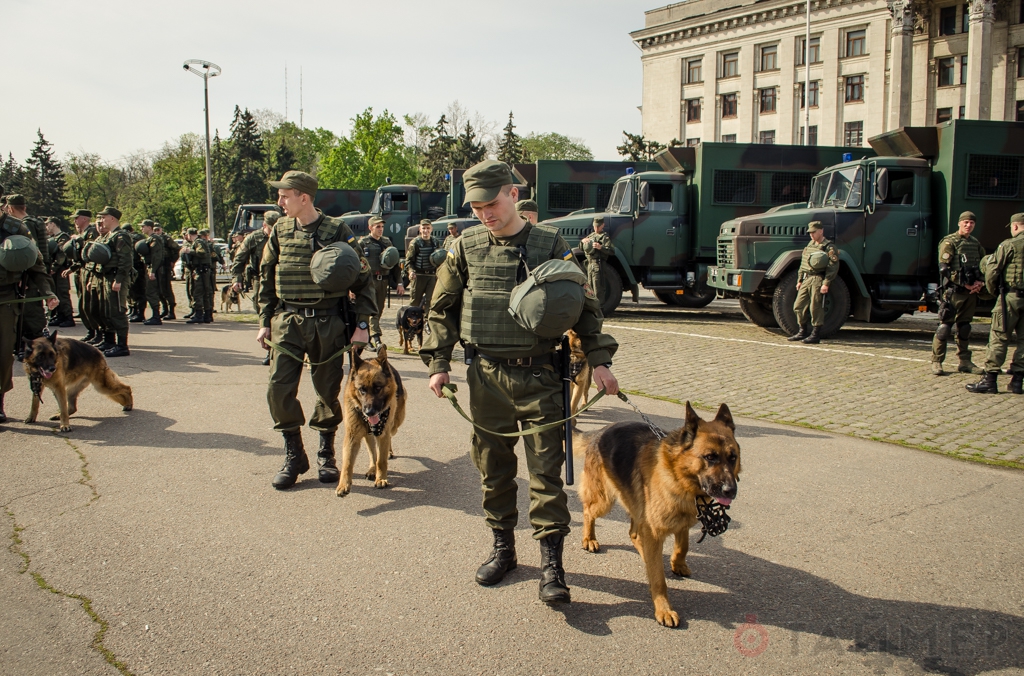 na_kulikovo_pole_viveli_voennuyu_tehniku_8260