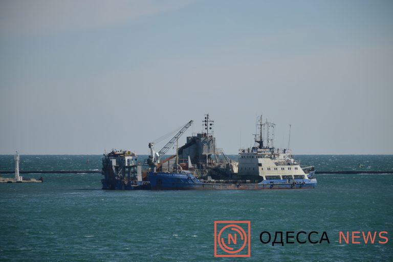 Земснаряд, Одесса, Порт
