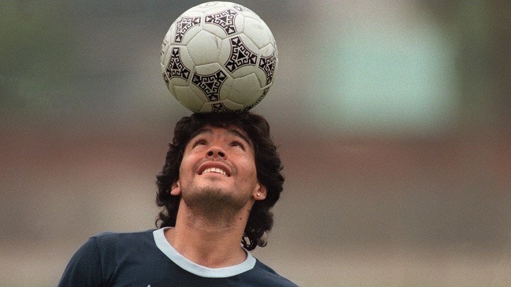 diego-maradona-se-convirtio-en___8uXPn8VBI_720x0__1-Cropped.jpg