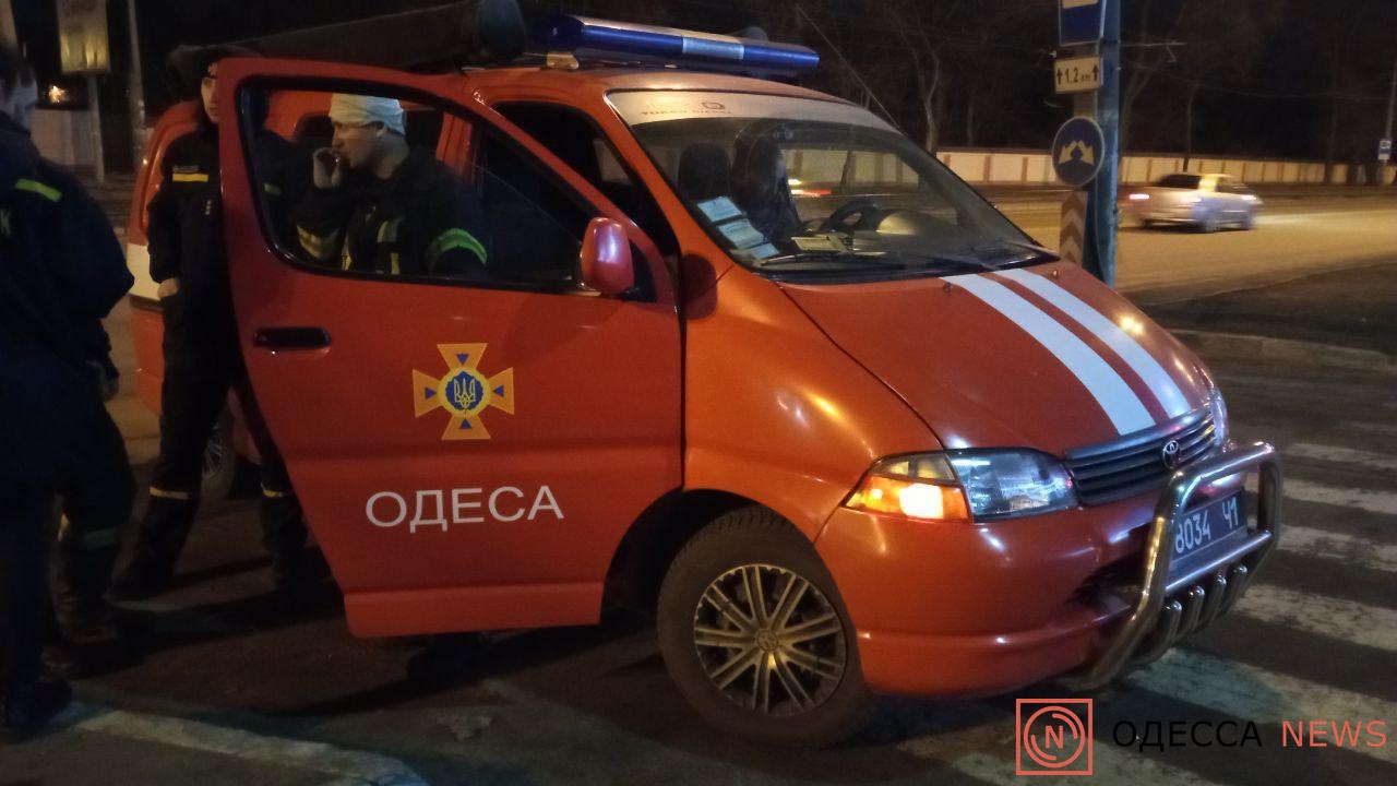 На Ольгиевской в Одессе 18 пожарных справились с пожаром - Одесса News