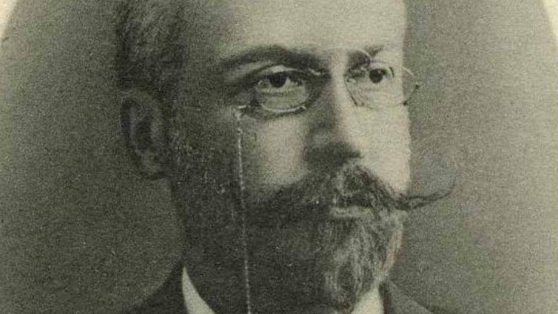 32966858_430536954025125_3613670231701979136_n-kopiya-Cropped.jpg