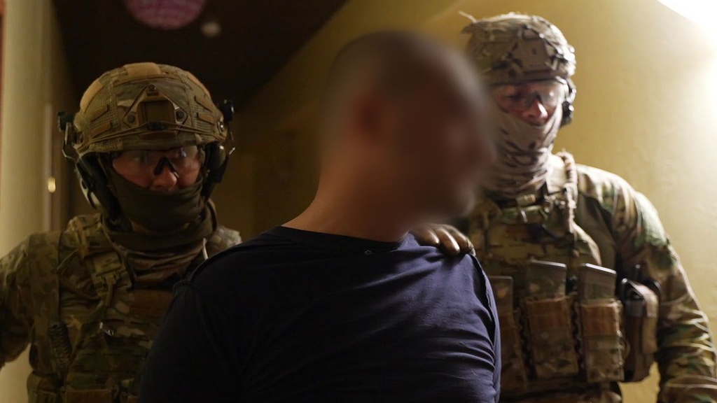 68720fc4d732d047391841-Cropped.jpg