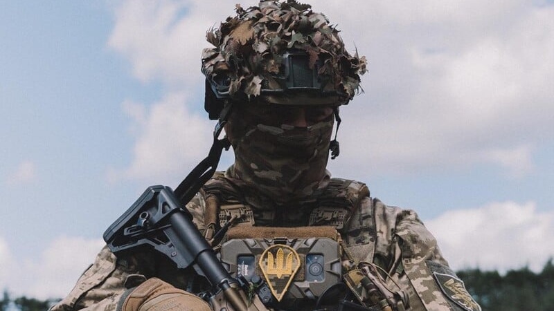42_main-v1761146705-Cropped.jpg
