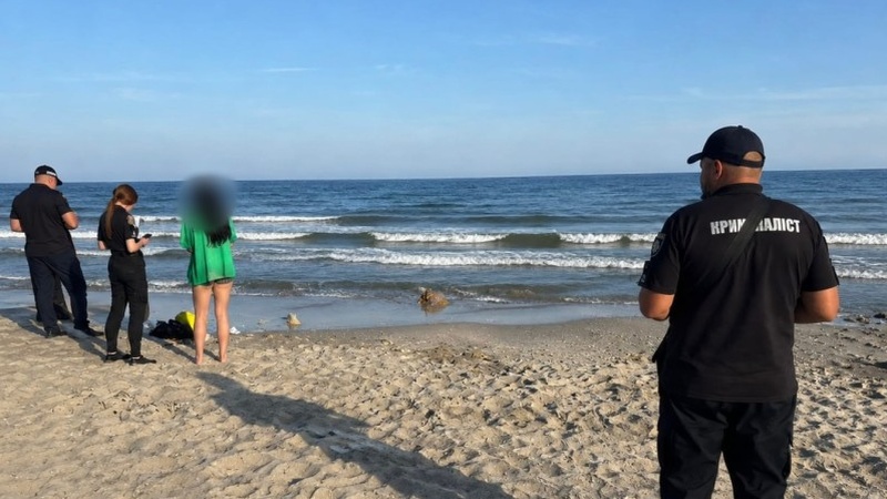 img_e2b00c5e9a9f9933ffc67a116fdd4cad-Cropped.jpg