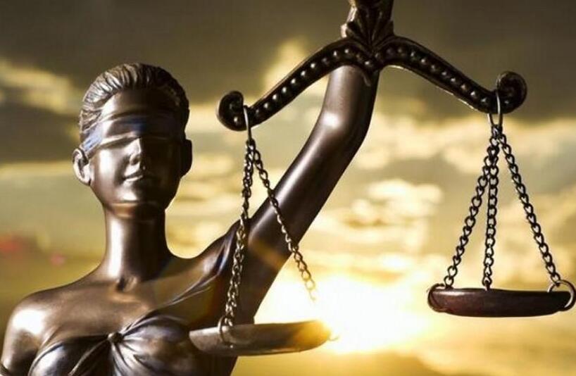 lawyer-1.jpg