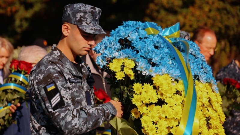 162345-Cropped.jpg