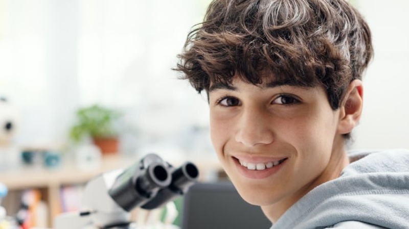 istockphoto-1438868815-1024x1024-Cropped.jpg