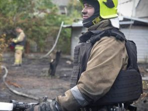 Более 60 одесских спасателей тушили пожары, вспыхнувшие после ударов врага